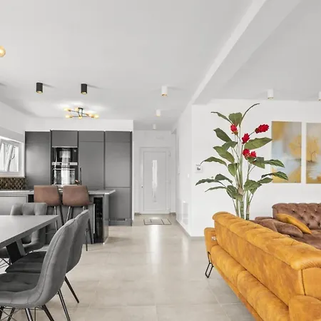 Dina For 6, Okrug Gornji, Sea View, Pool Trogir