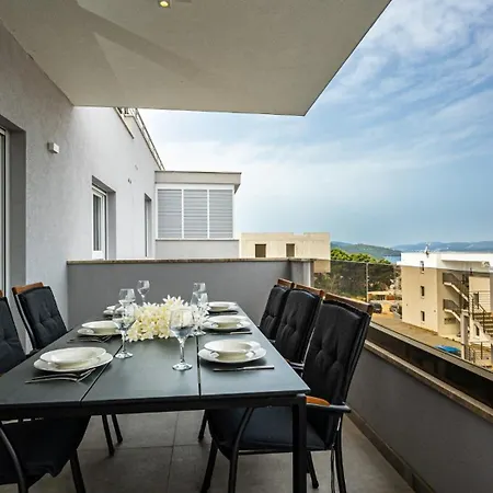 Dina For 6, Okrug Gornji, Sea View, Pool